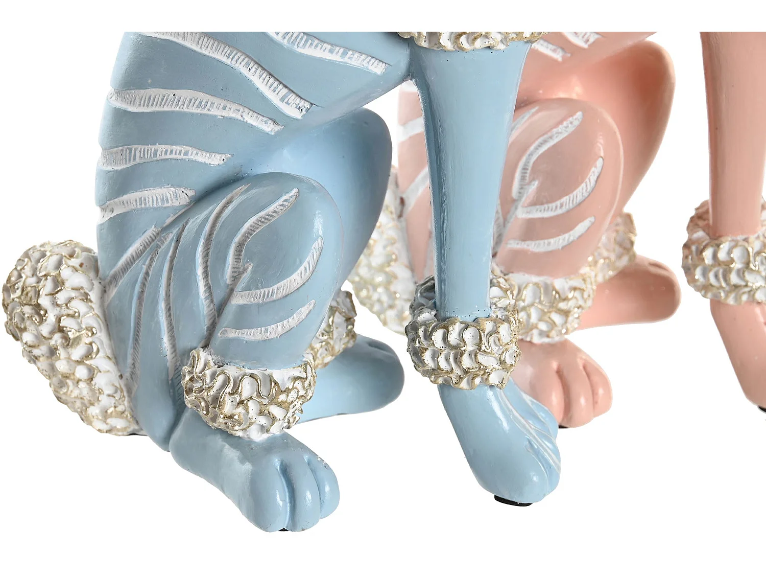 FIGURA RESINA 18X10X30,5 PERRO CANICHE 2 SURT.