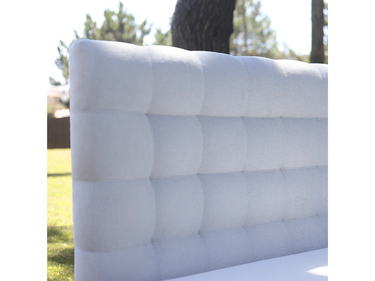 Tête de lit VERSAILLES 160x122, gris, Gamme Prestige Hôtel, capitonnée