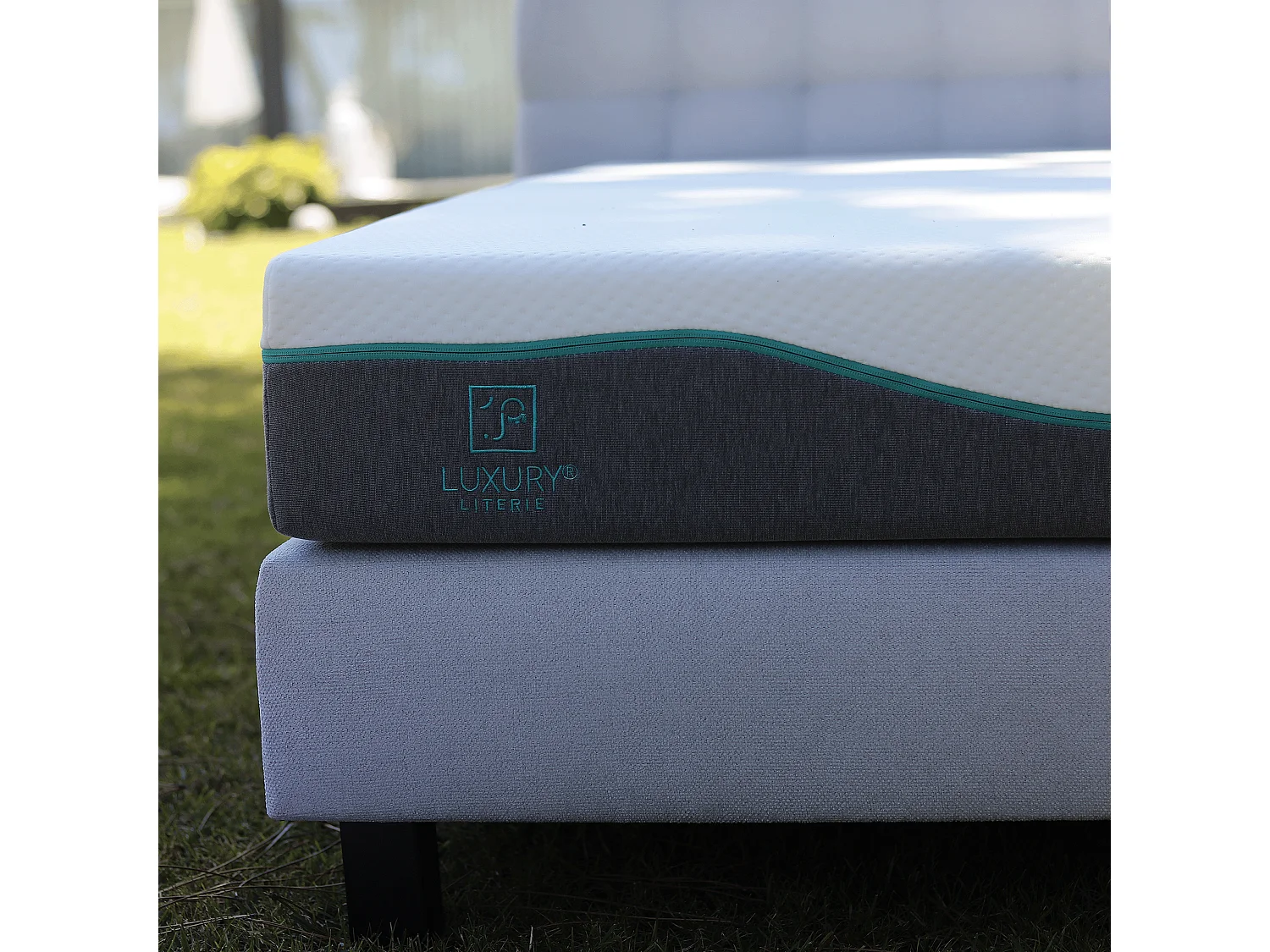 Sommier tapissier, gris, Gamme Prestige Hôtel, bois massif + pieds offerts