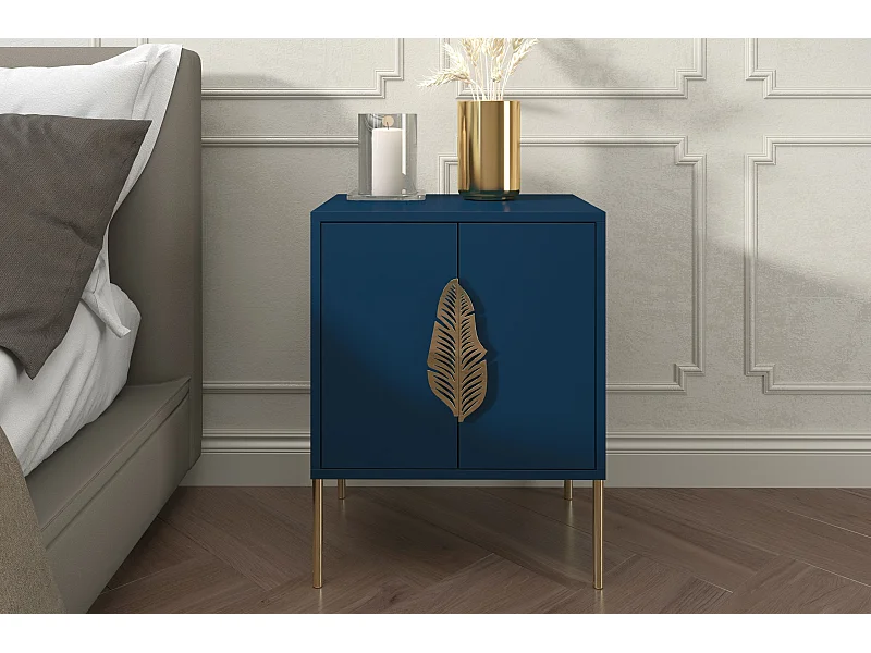 Table de chevet bleu marine MERLIN avec des accents dorés / 54 cm