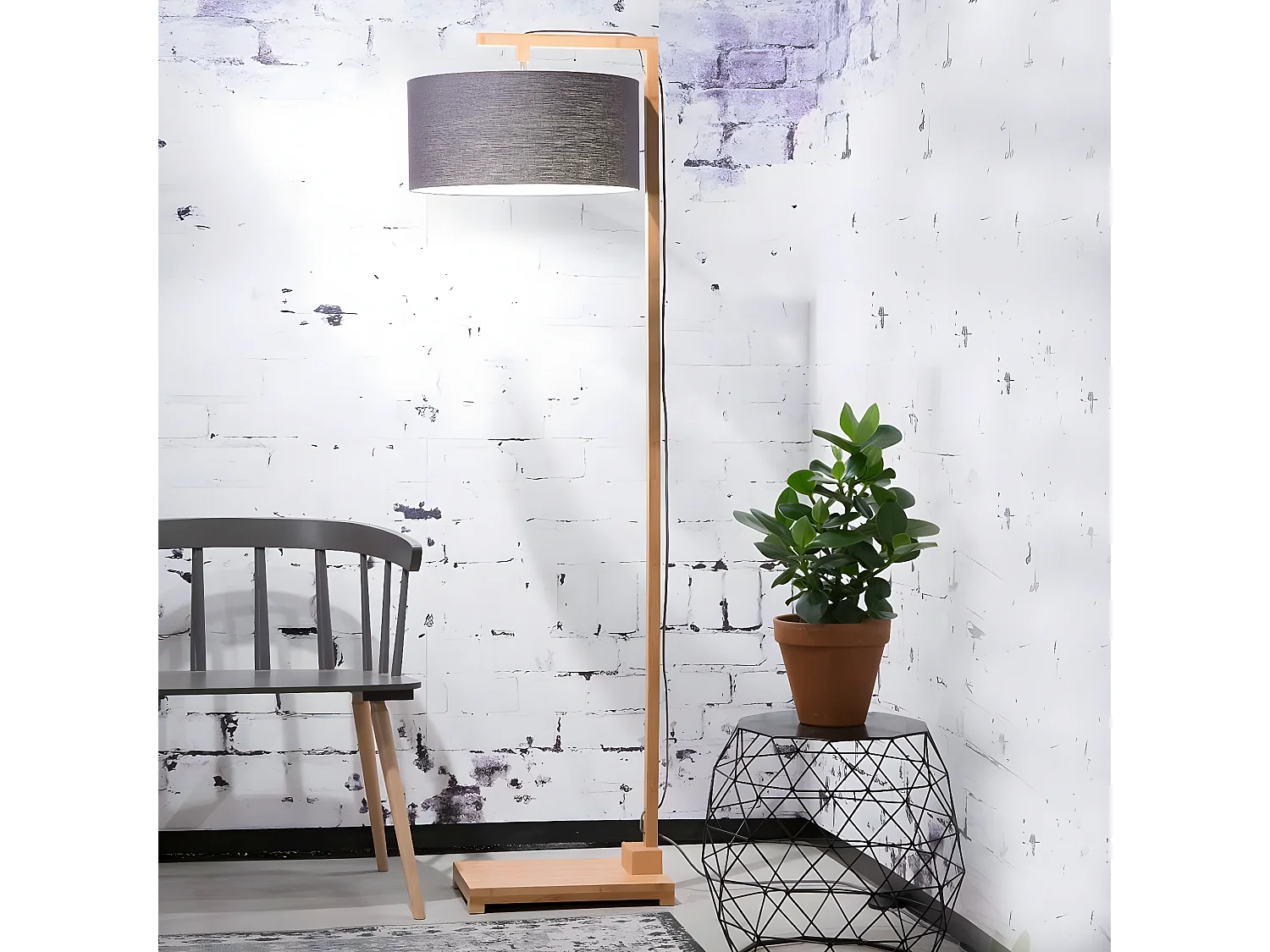 Bambú del Himalaya y lámpara de lino