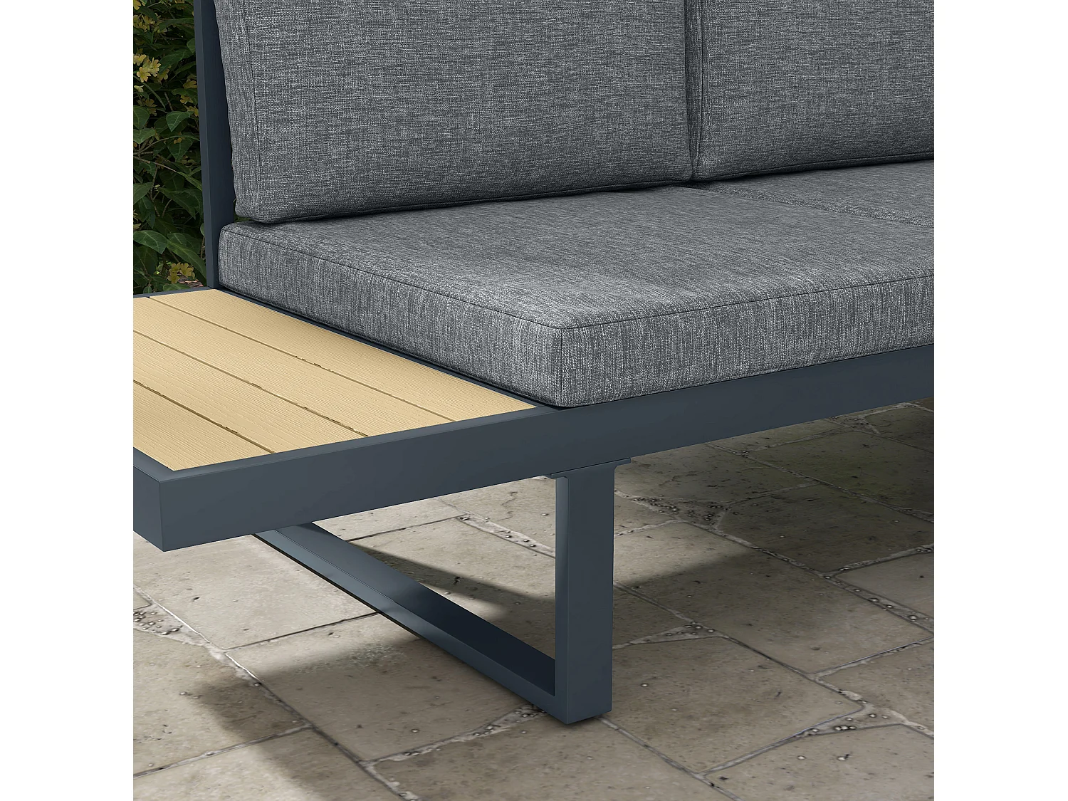 Salon de jardin d'angle 5 places avec table basse coussins alu gris aspect boi