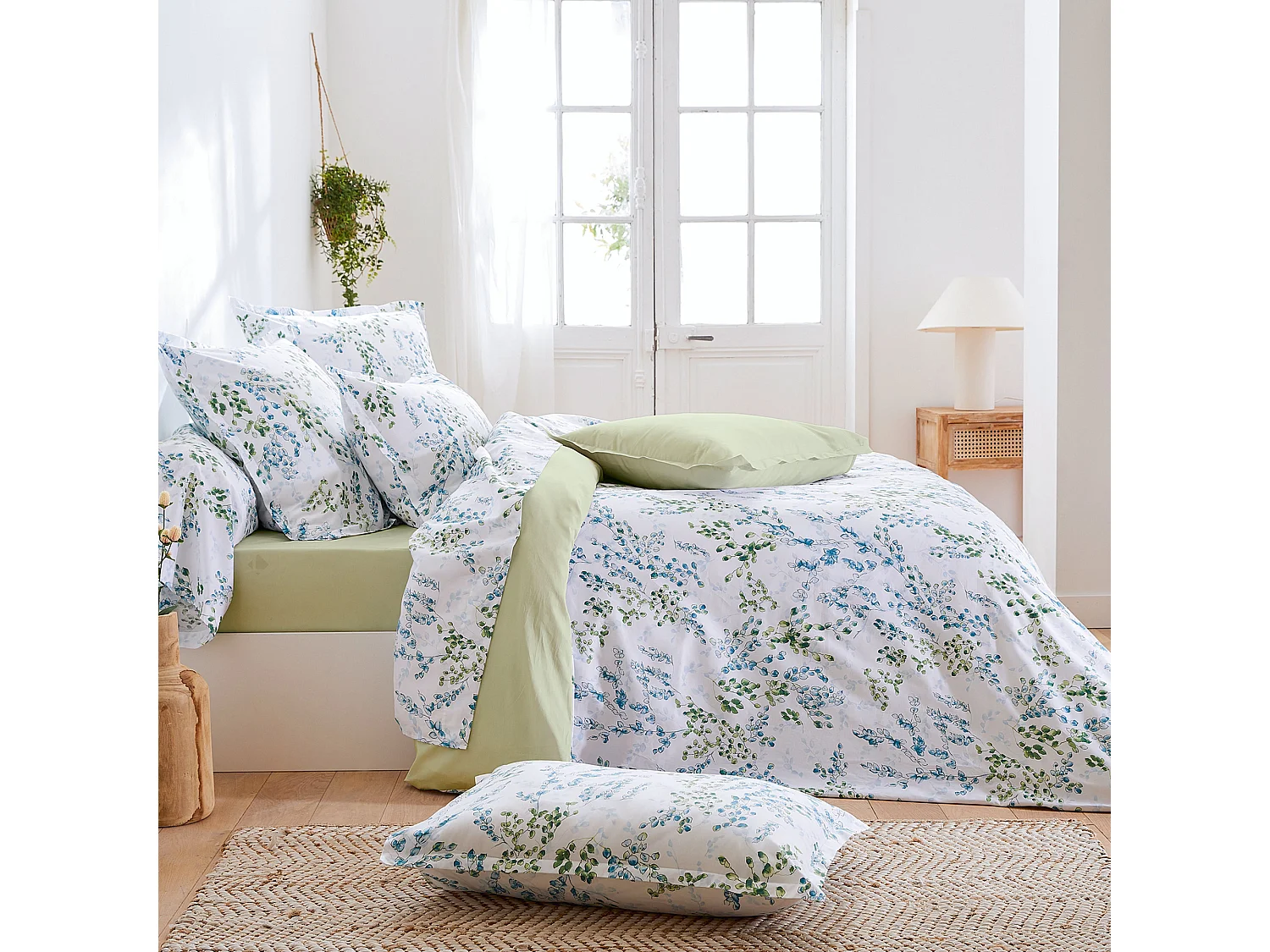 Parure de lit 200x200 cm taies 65x65 cm satin de coton ANGÈLE vert tilleul 3 pièces