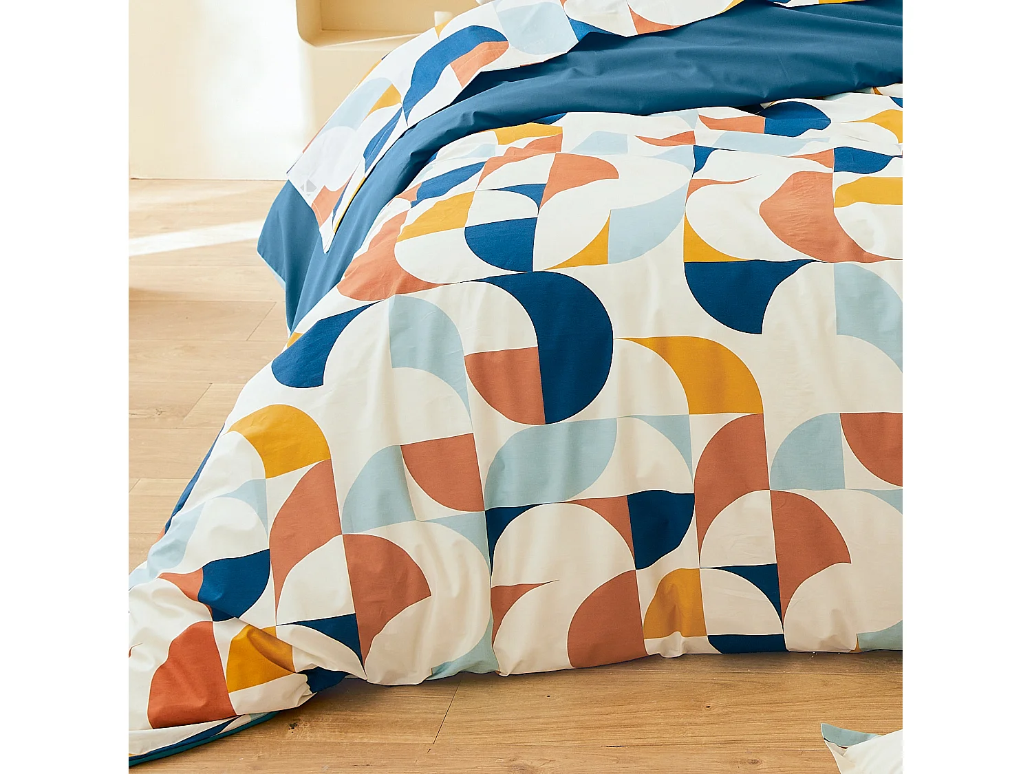 Parure 280x240 cm 65x65 cm percale MODULO bleu cobalt 3 pièces