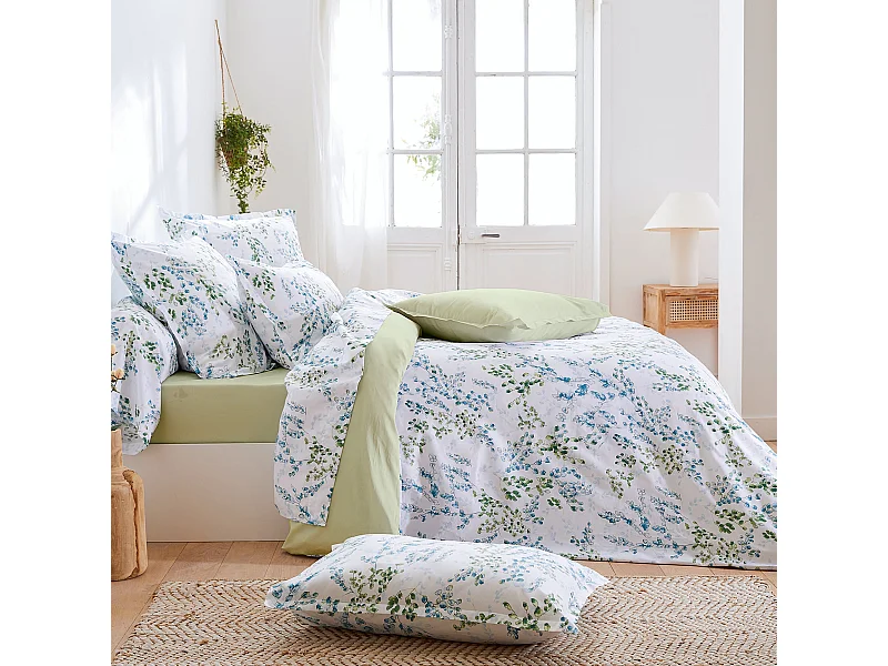 Parure de lit 240x220 cm satin de coton ANGÈLE vert tilleul 3 pièces taies 50x70 cm