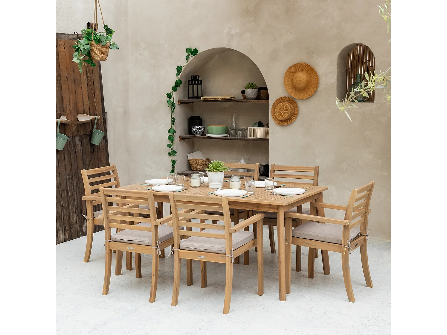 Salon de jardin SIMILAN en acacia 6 places - coussins sable - HAPPY GARDEN