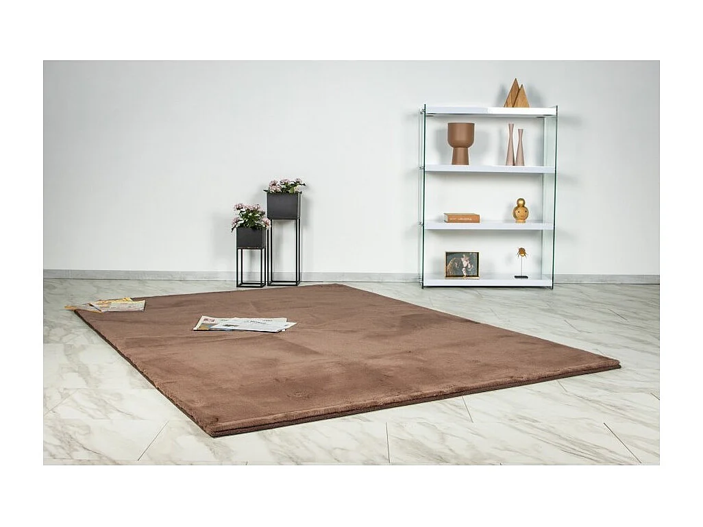 Teppich 150x80cm, Design E005N in Braun - Komfort und Eleganz für Ihr Interieur