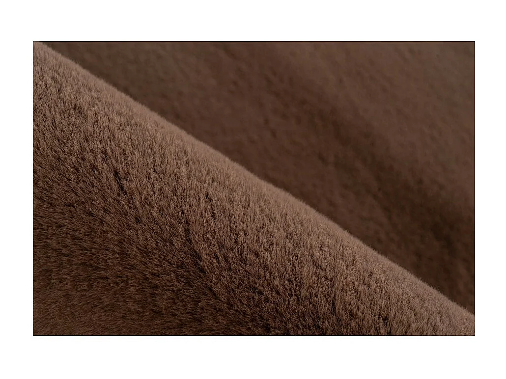 Teppich 150x80cm, Design E005N in Braun - Komfort und Eleganz für Ihr Interieur
