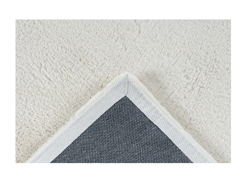 Alfombra 150x80cm, diseño E005N color crema - Confort y elegancia para su interior.