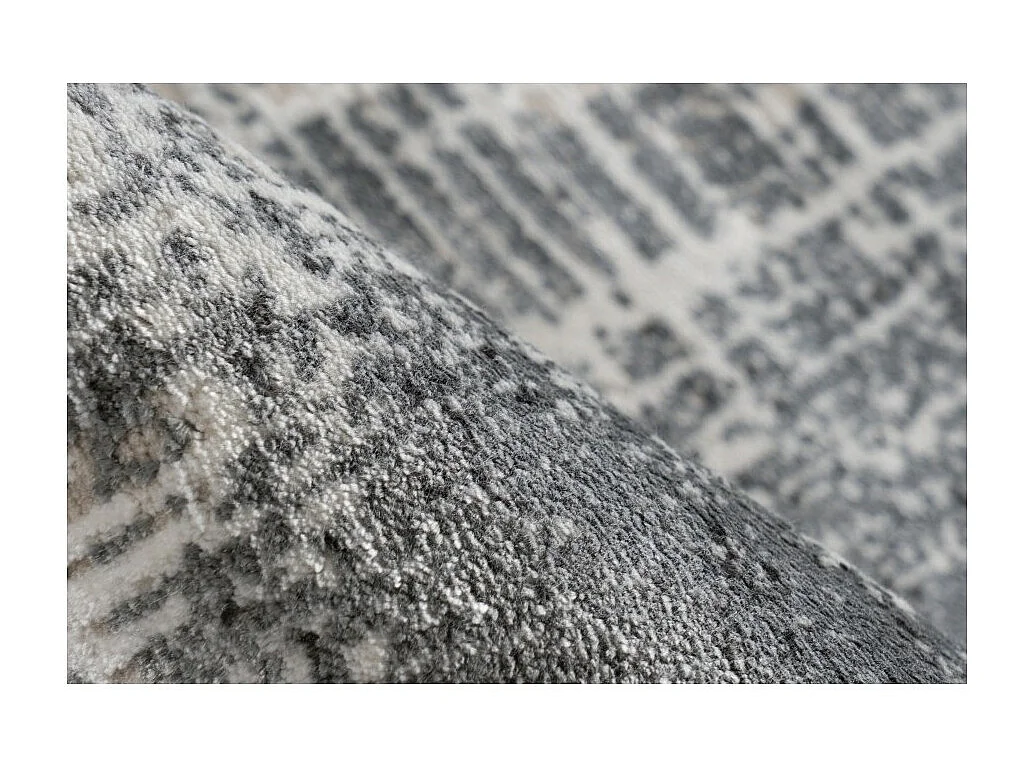 Tapete 170x120cm, design E109E na cor prata - Conforto e elegância para o seu interior