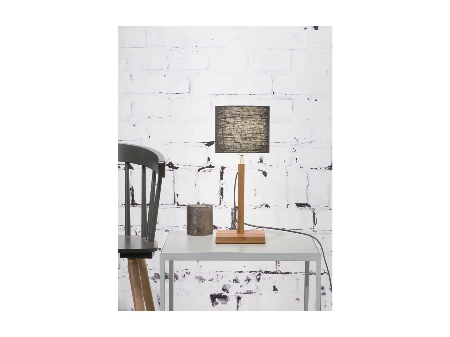 Lampe de table avec tige de bambou marron et abat-jour gris anthracite