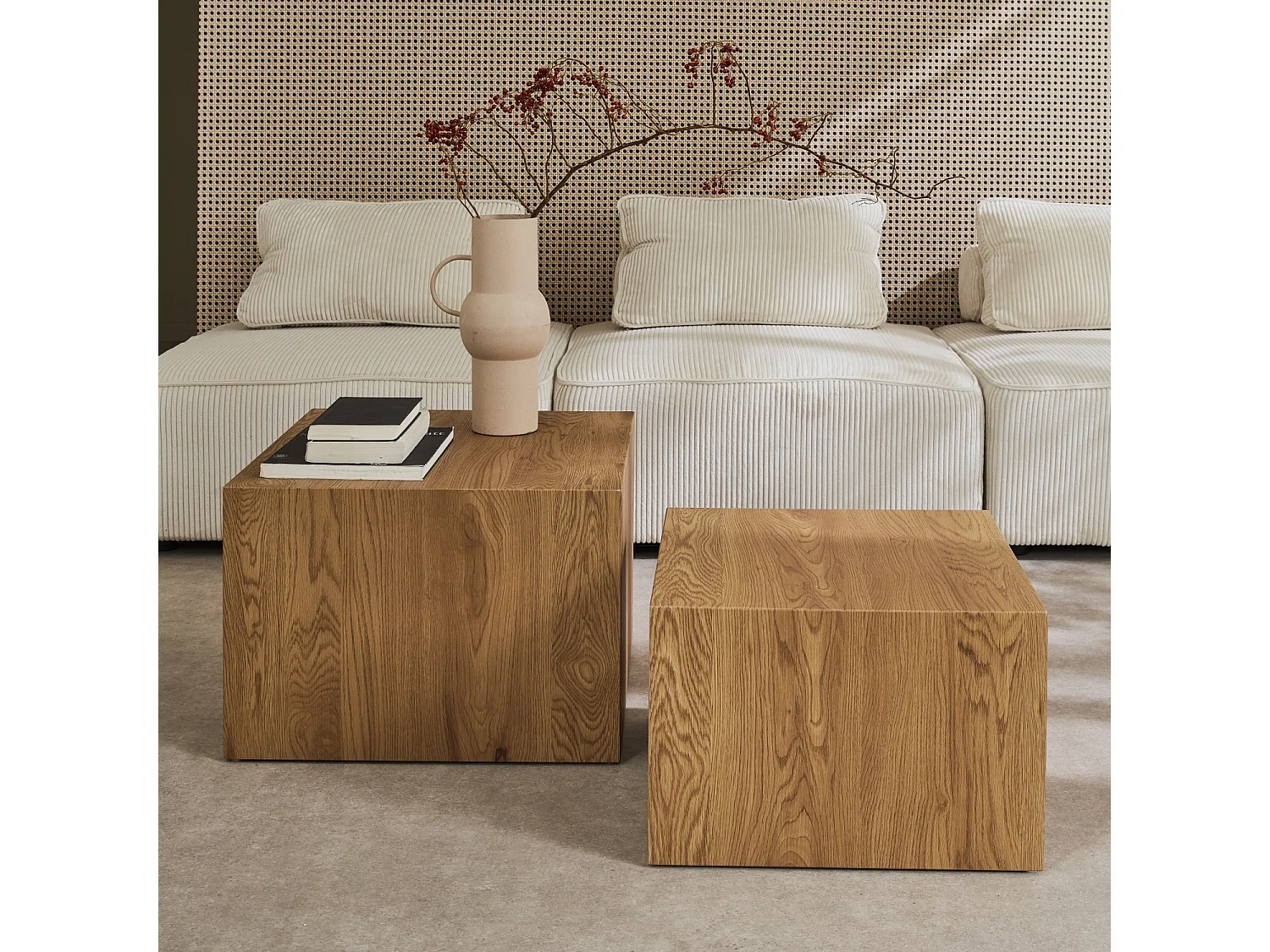 Lot de 2 tables basses carrées effet chêne SYLVA L 58 x l 58 x H 40cm / L 50 x l 50 x H 33cm