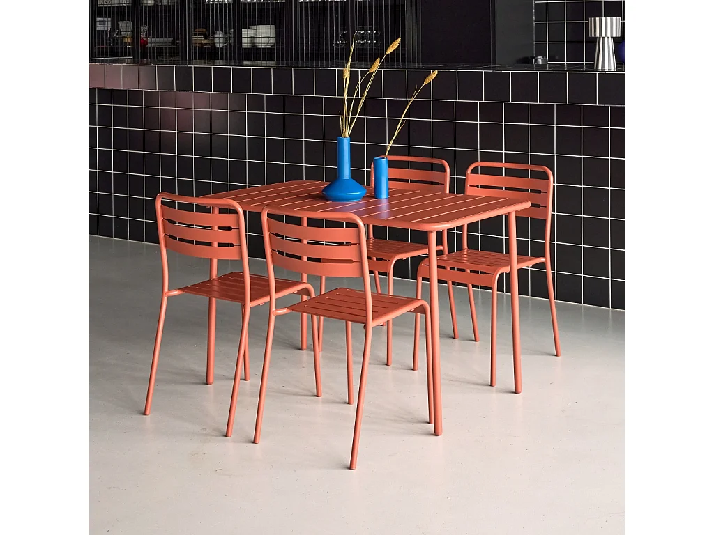 Table de jardin métal + 4 assises terracotta en acier. Amelia. 120x70xH72.5cm (12.2kg)