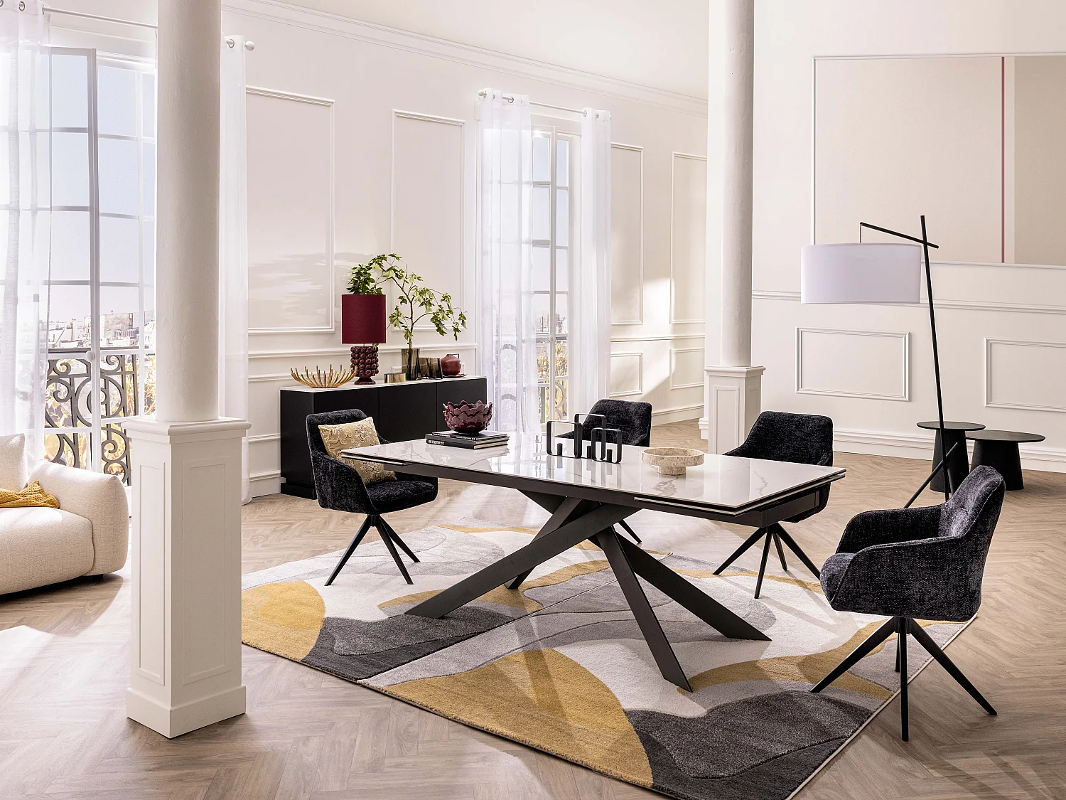 Conjunto de 2 cadeiras giratórias com apoios de braço em tecido texturizado preto - MUSE de Maison Céphy