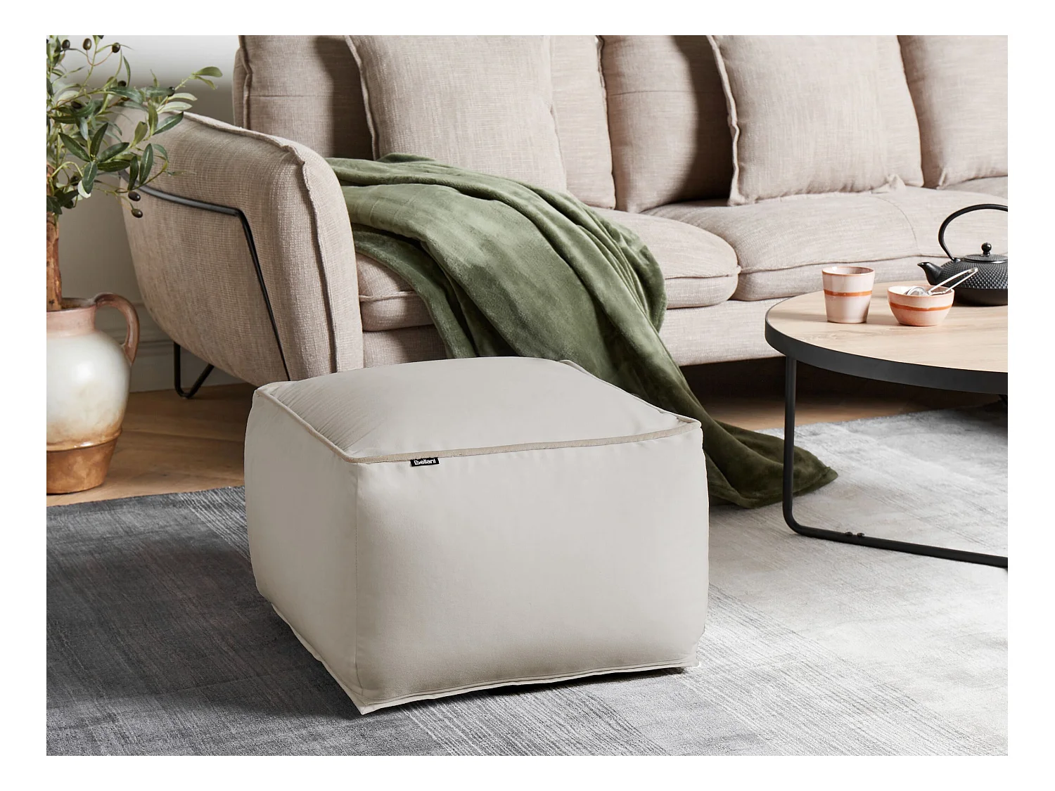 Pouf Hocker Samt helles Beige quadratisch Polsterhocker 30 cm hoch Dareyn