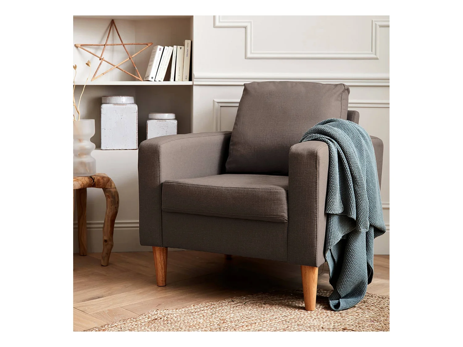 Fauteuil scandinave en tissu marron - Bjorn - Canapé 1 place fixe droit pieds bois
