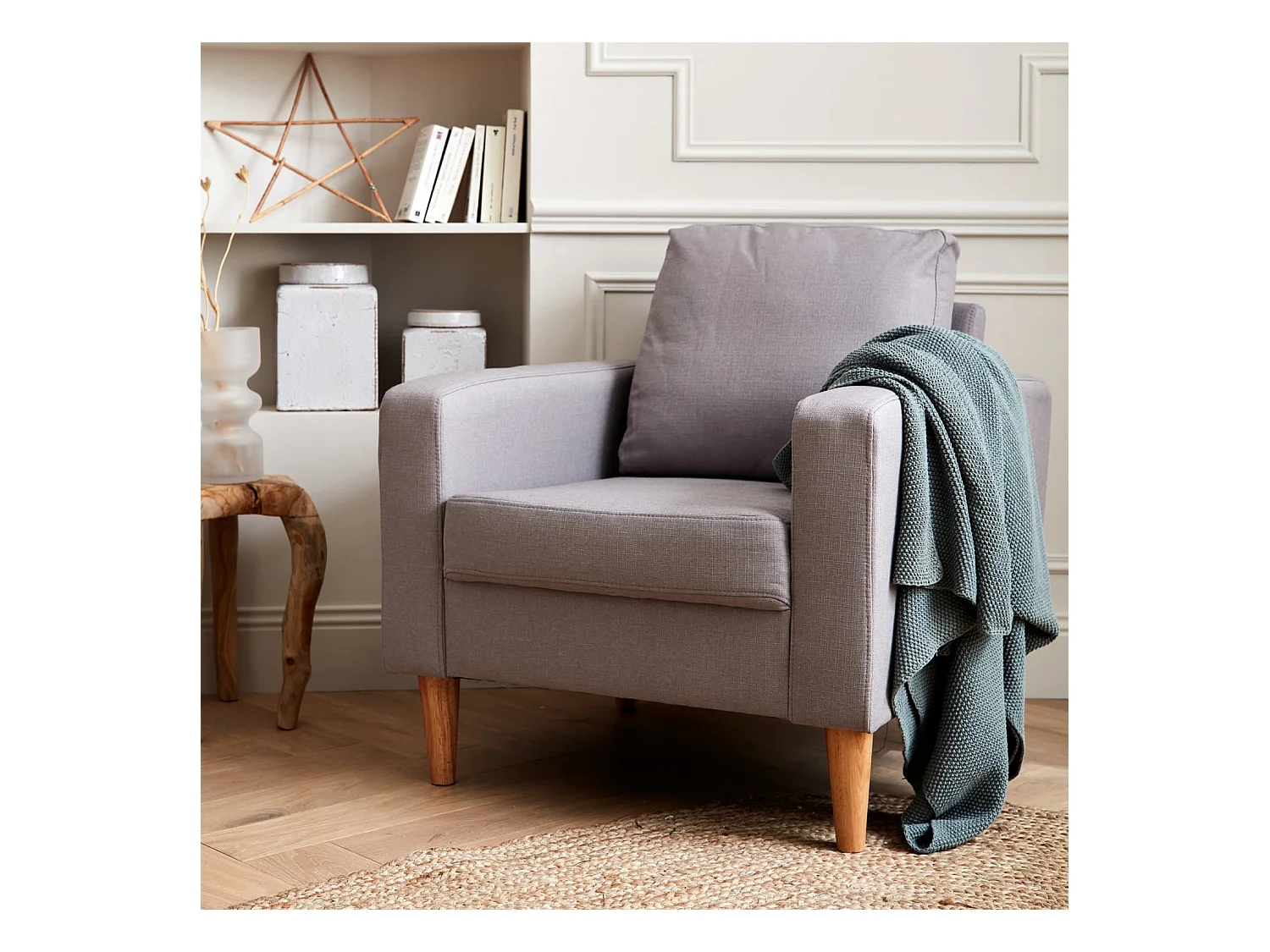 Fauteuil scandinave en tissu gris clair - Bjorn - Canapé 1 place fixe droit pieds bois