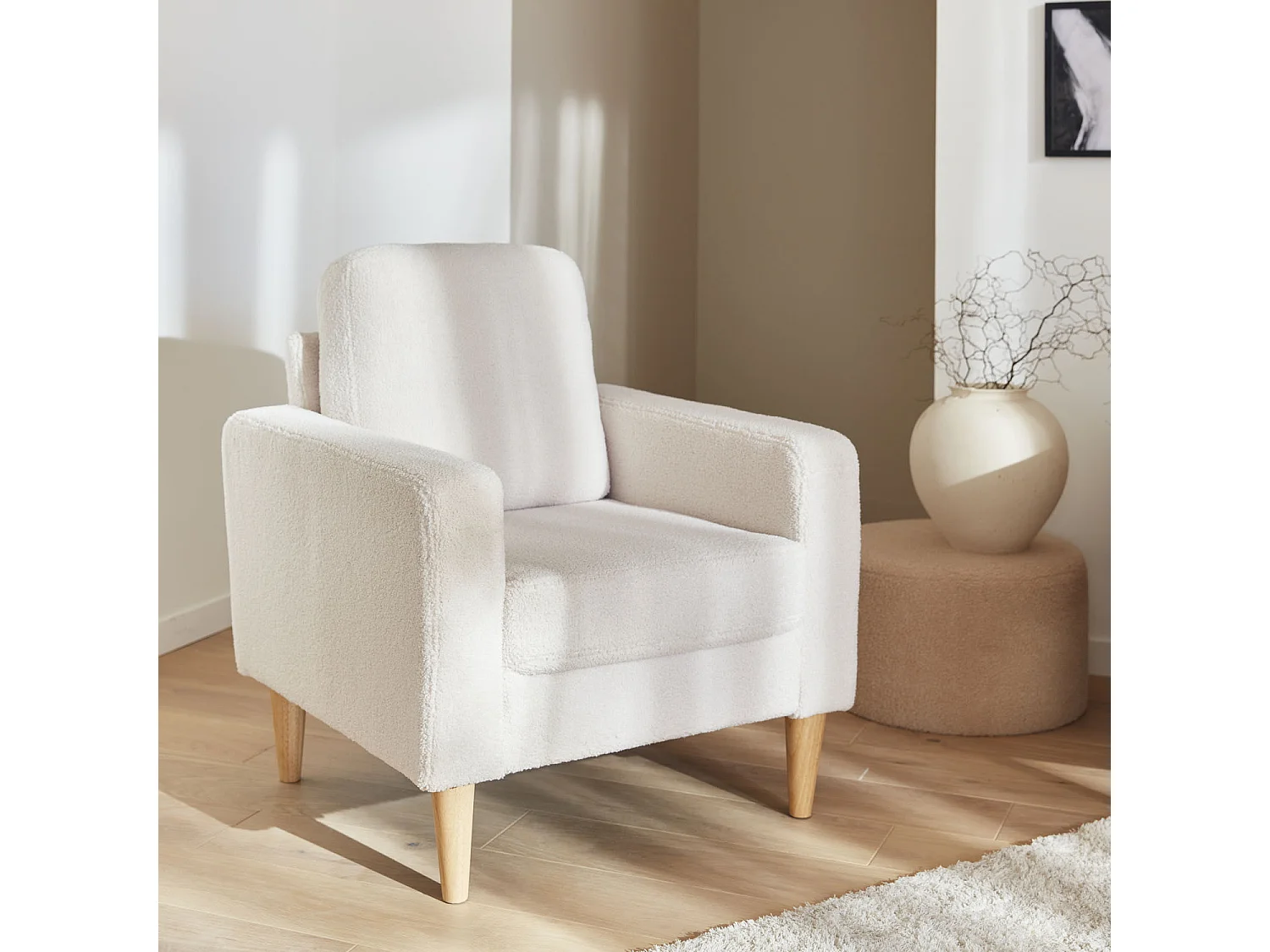 Fauteuil à bouclettes crème. scandinave  - Bjorn - Canapé 1 place fixe droit pieds bois