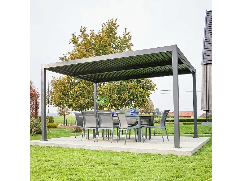 Pérgola bioclimática 3x4m de aluminio y acero con lamas orientables
