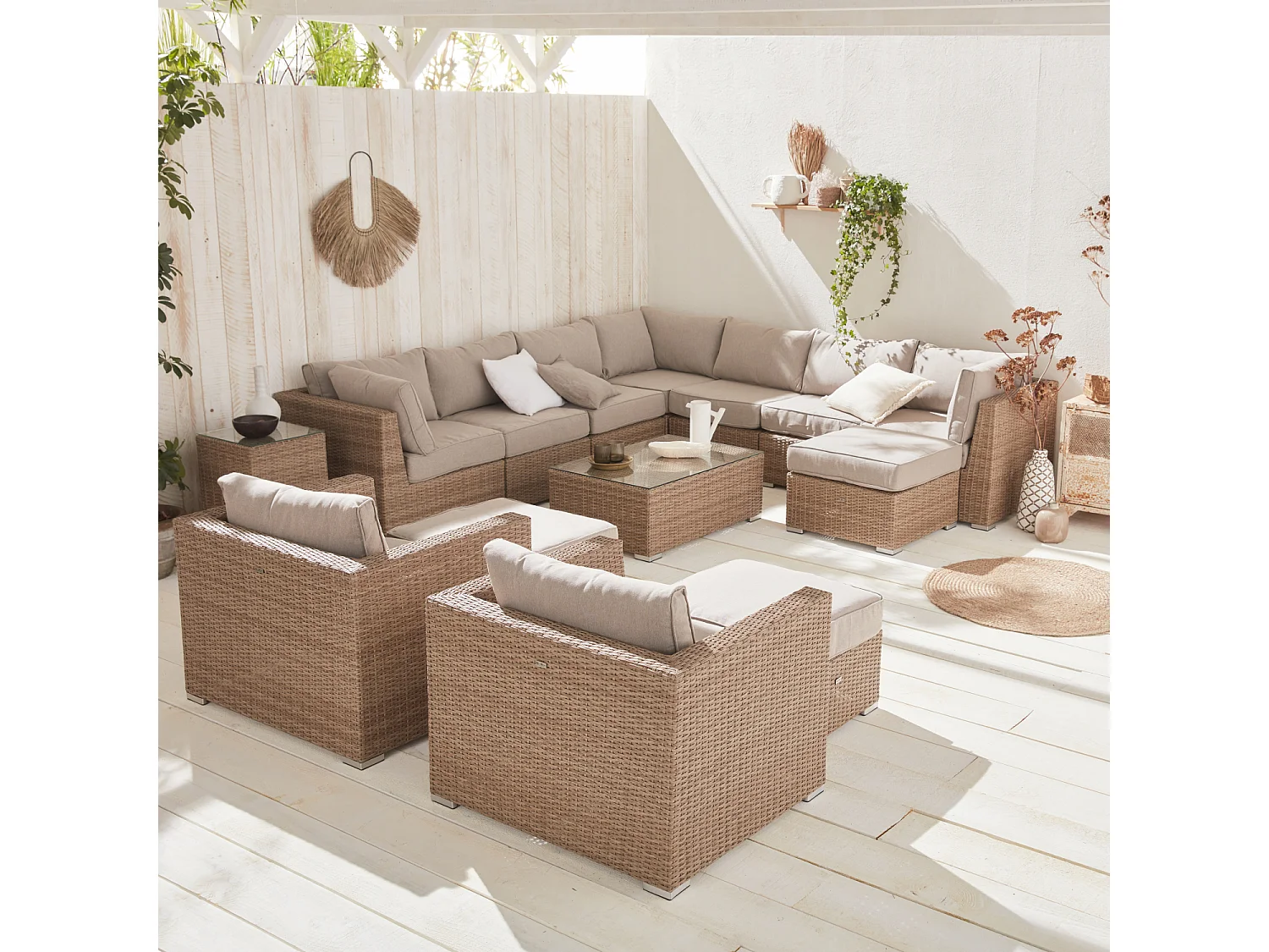 Salon de jardin Premium en résine tressée arrondie XXL – VERONA – Résine naturelle style osier. coussins beiges – 12 à 14 places
