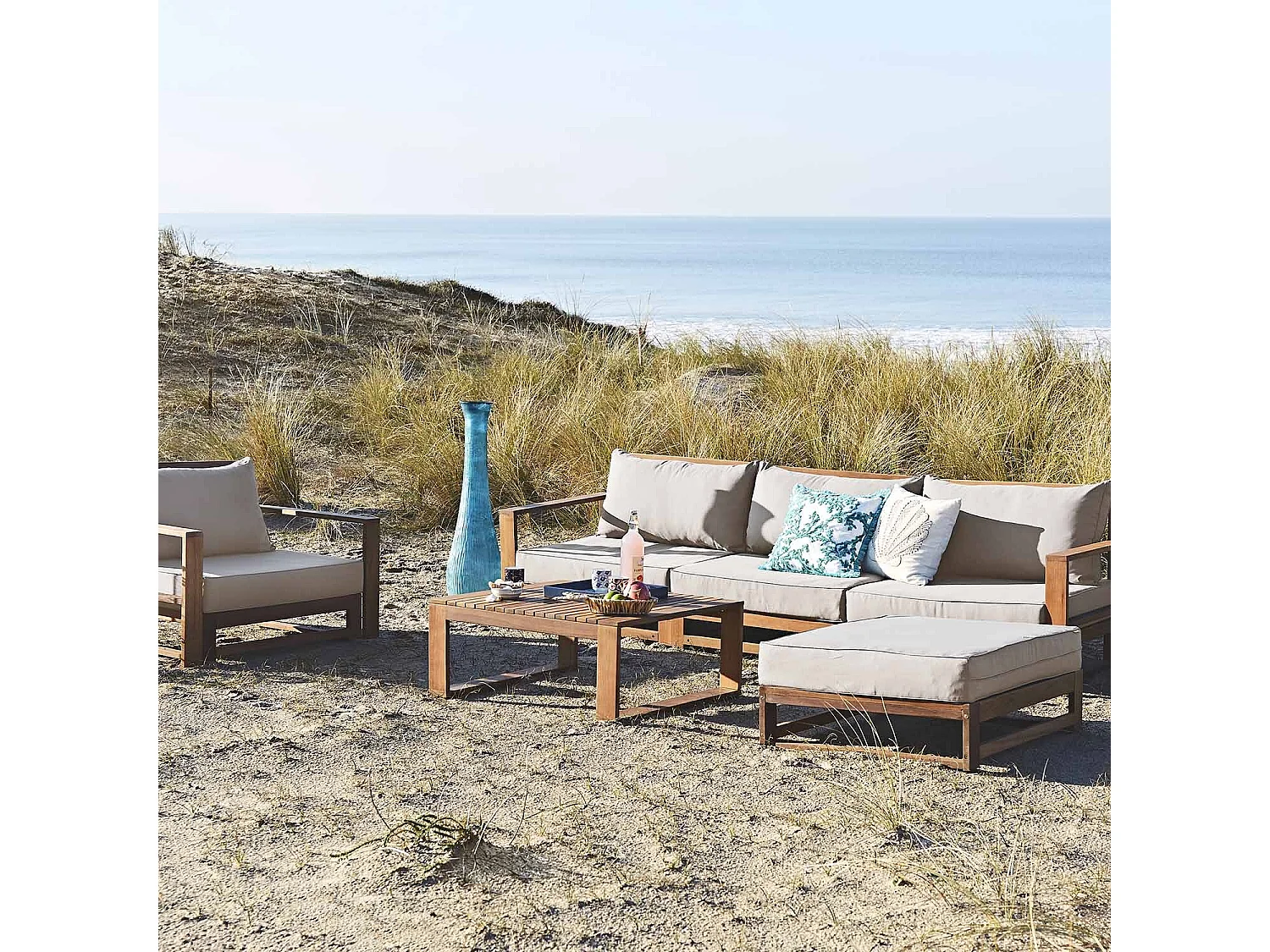 Salon de jardin en bois 5 places - Mendoza - Coussins beige. acacia. 6 éléments modulables. design