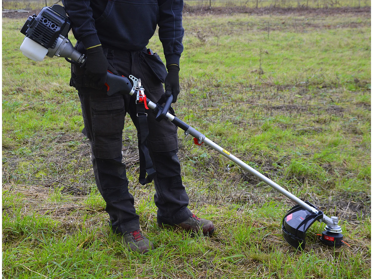 Outil multi fonctions 4 en 1 - 33cc + 40M de fil