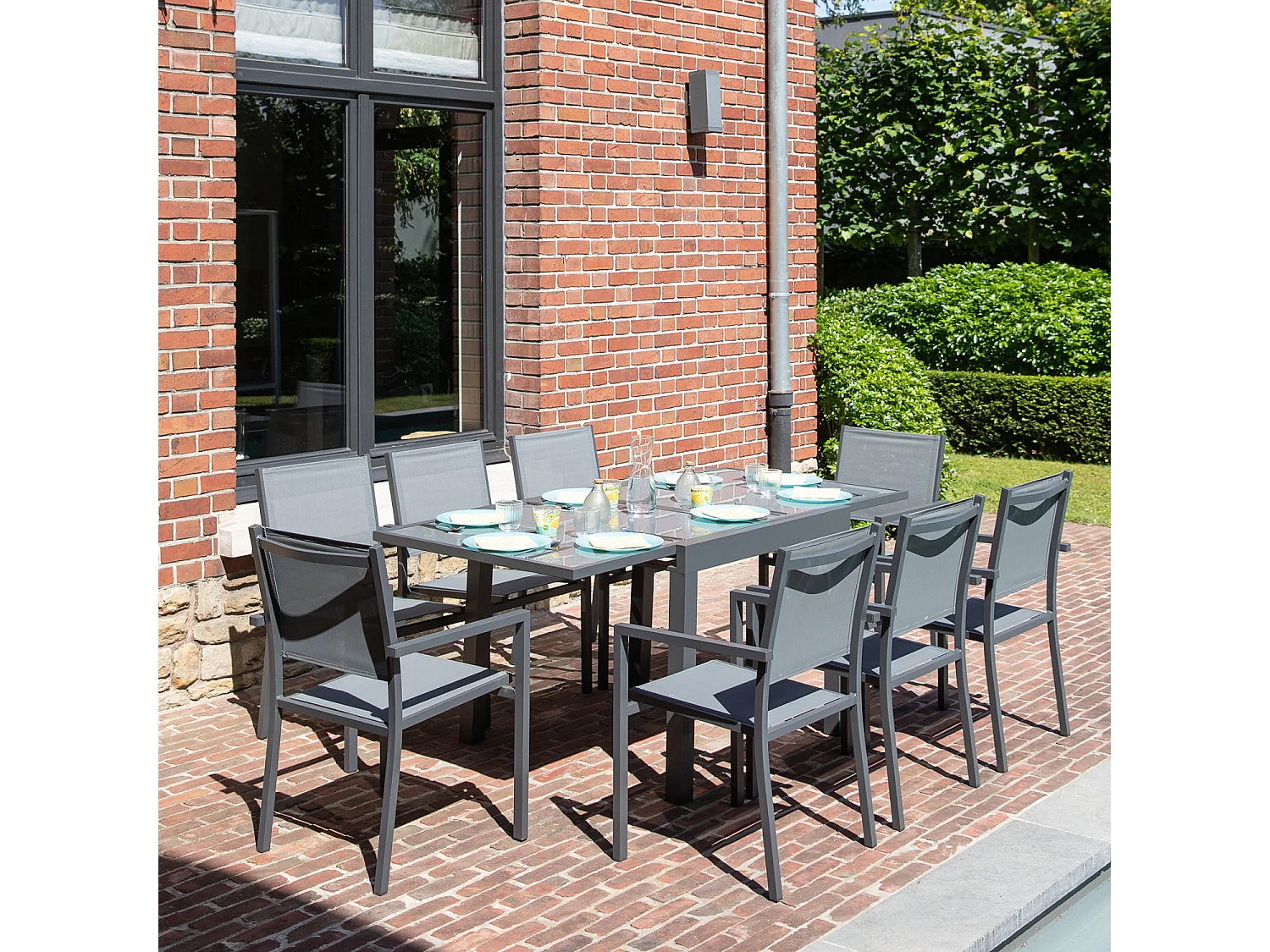 Salon de jardin LAMPEDUSA extensible en textilène gris 8 places - aluminium anthracite - HAPPY GARDEN