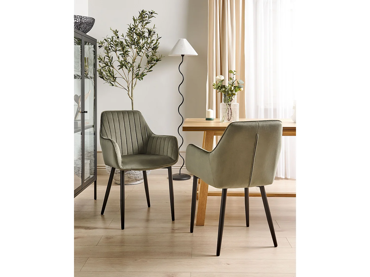 Conjunto de 2 sillas de comedor WELLSTON Terciopelo Verde oliva