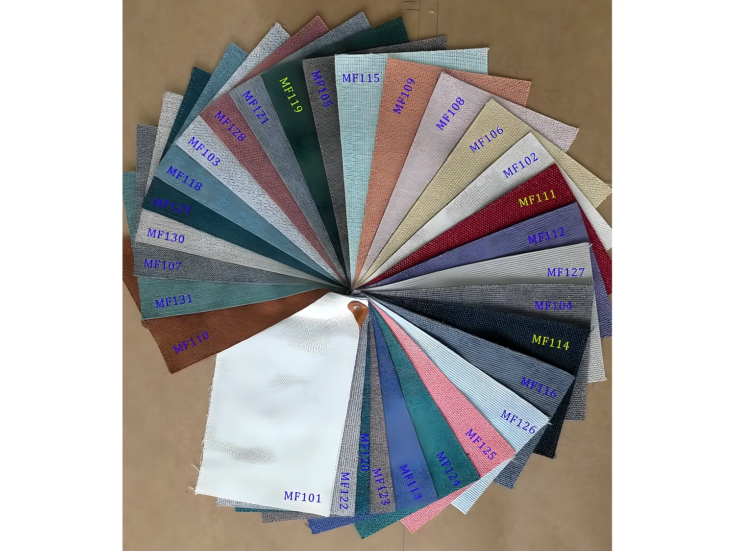 Sofagarnitur 3+2+2 Sitzer Set Design Sofa Polster Couchen Couch Modern Garnitur