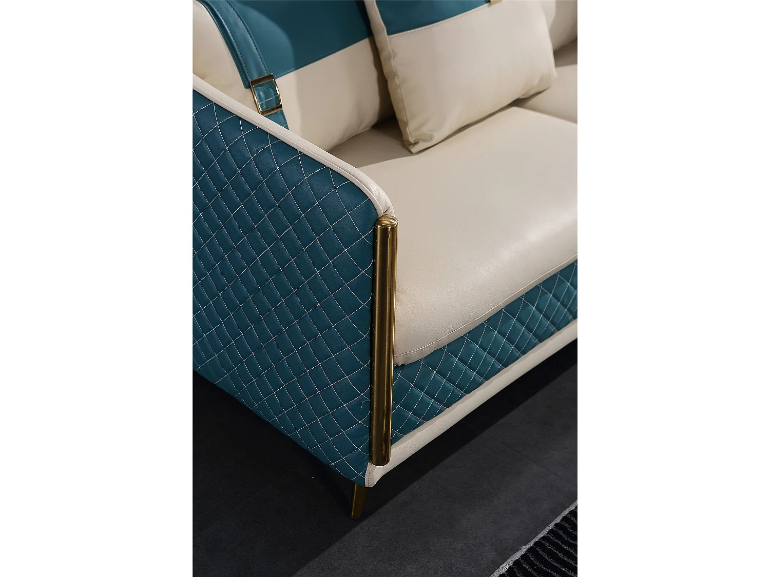 Moderne Sofagarnitur 3+1+1 Sitzer luxus Design Polstermöbel Neu