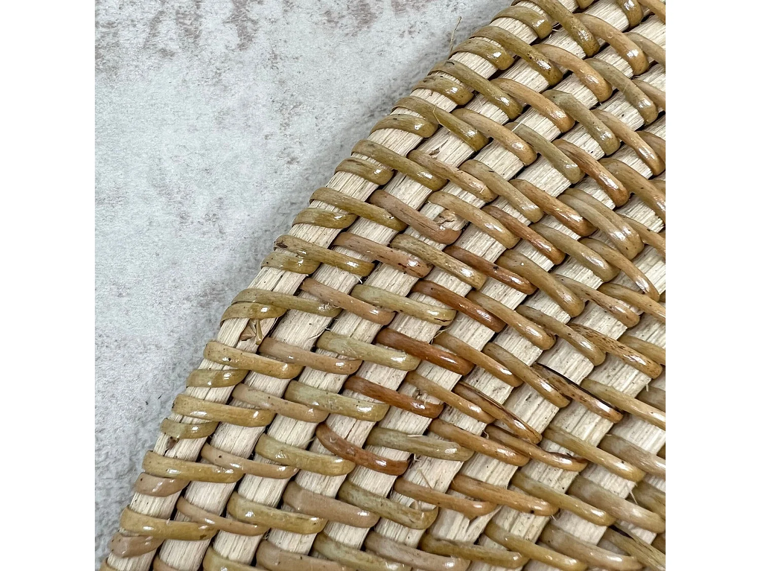 Conjunto de 6 individuais de vime redondos e bases para copos de 35 cm