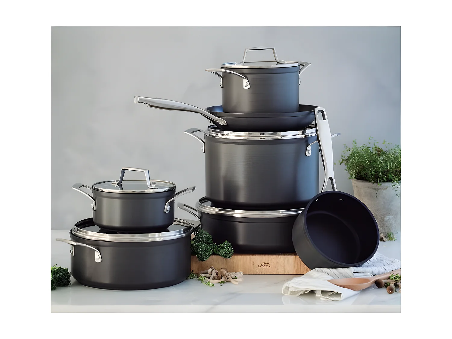 Lacor Marmite aluminium 20cm + couvercle - 48120