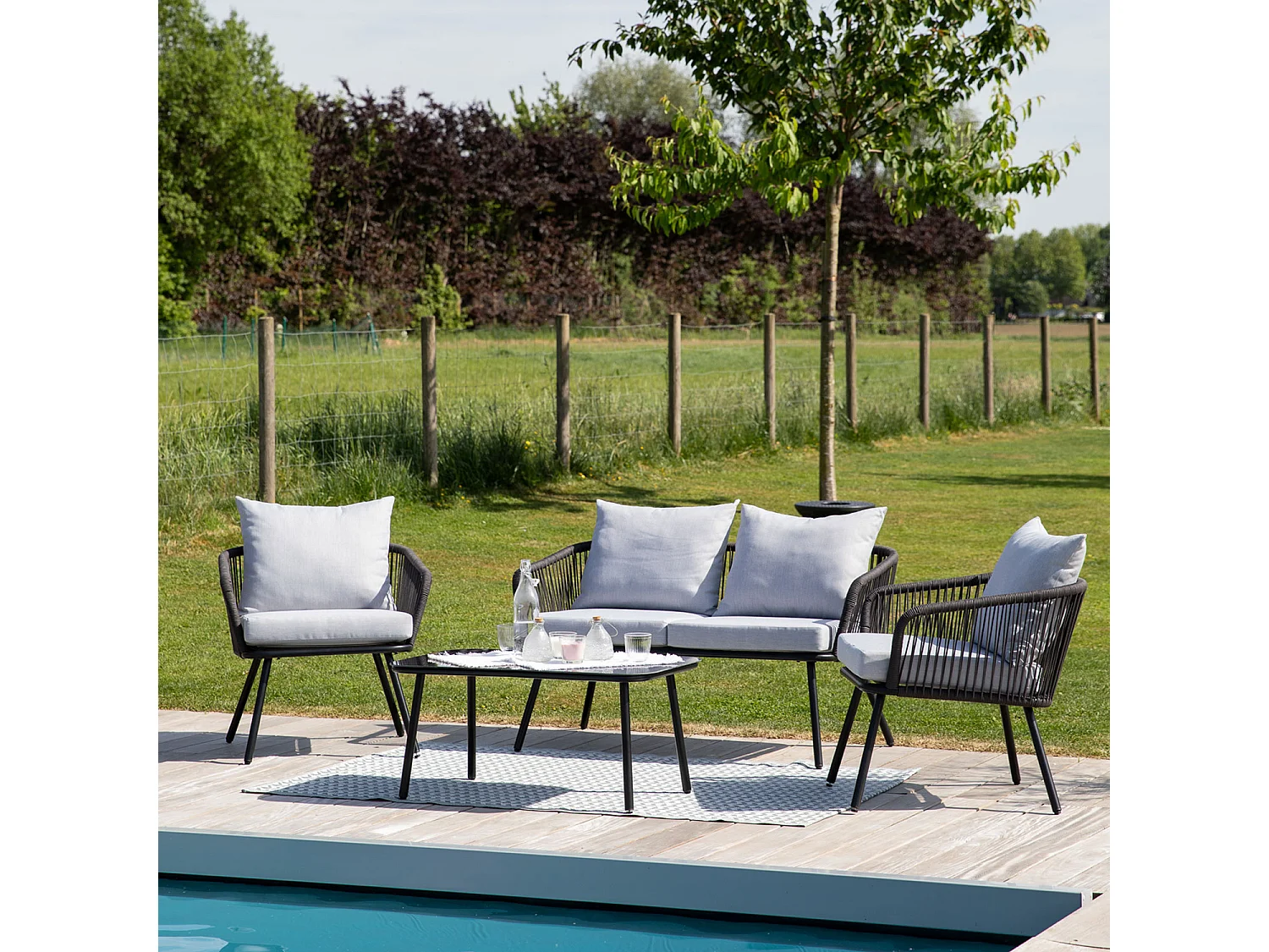 Conjunto de móveis de corda OUVÉA cinzento claro para jardim - 4 lugares