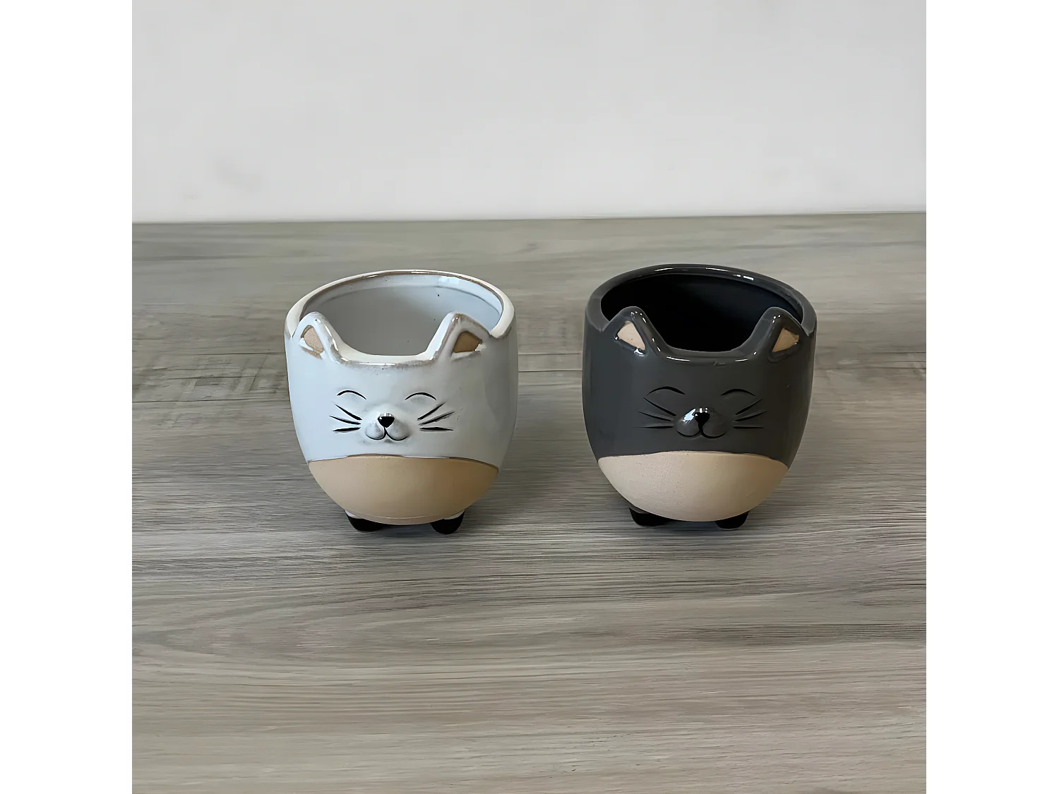 Petit cache pot chat gris 10 cm