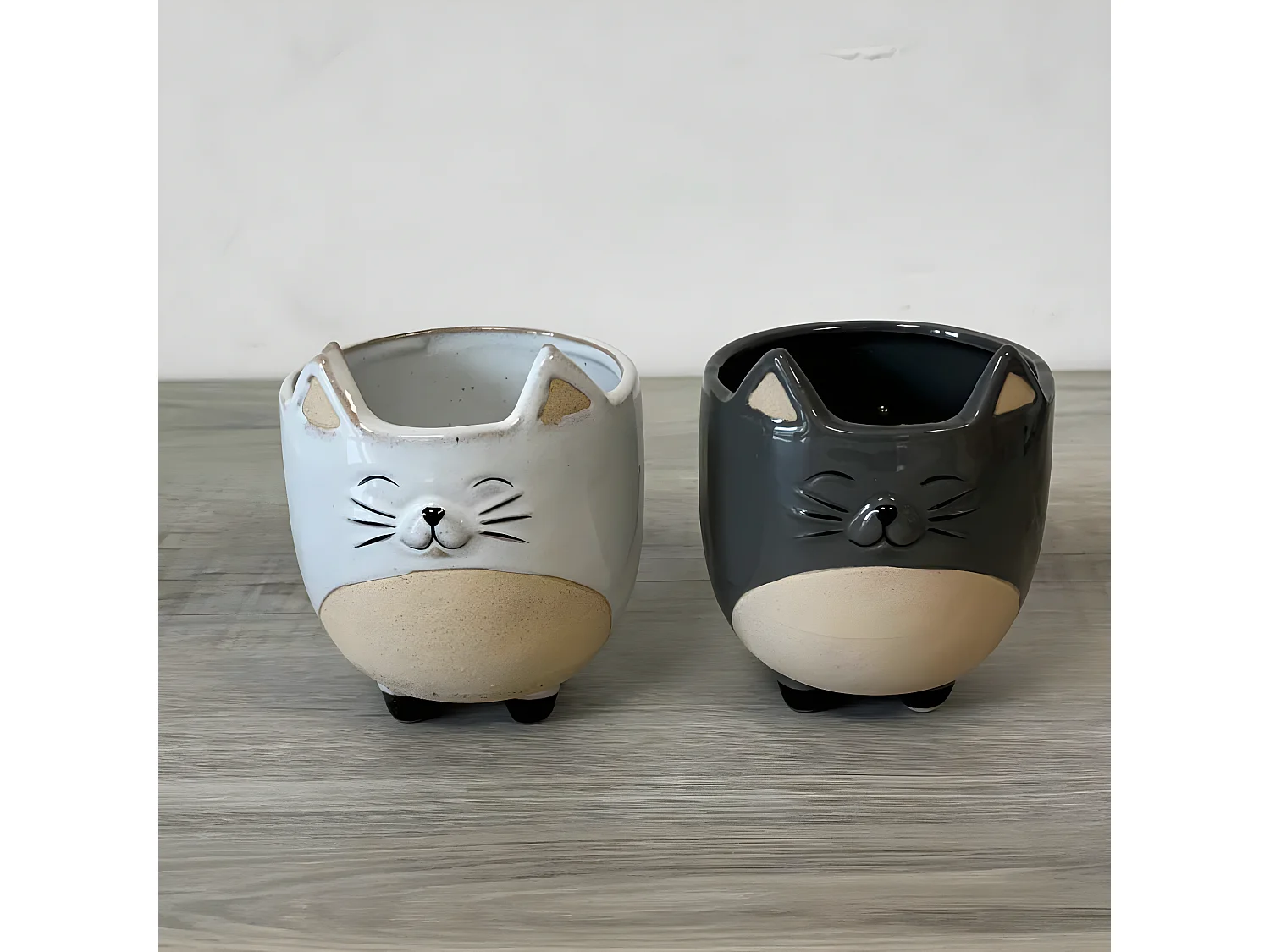 Petit cache pot chat blanc 12.5 cm