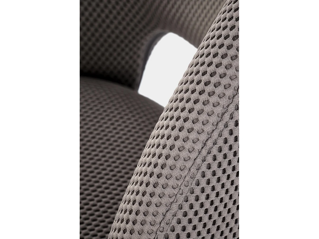 Chaise pivotante en acier 52 x 79 cm