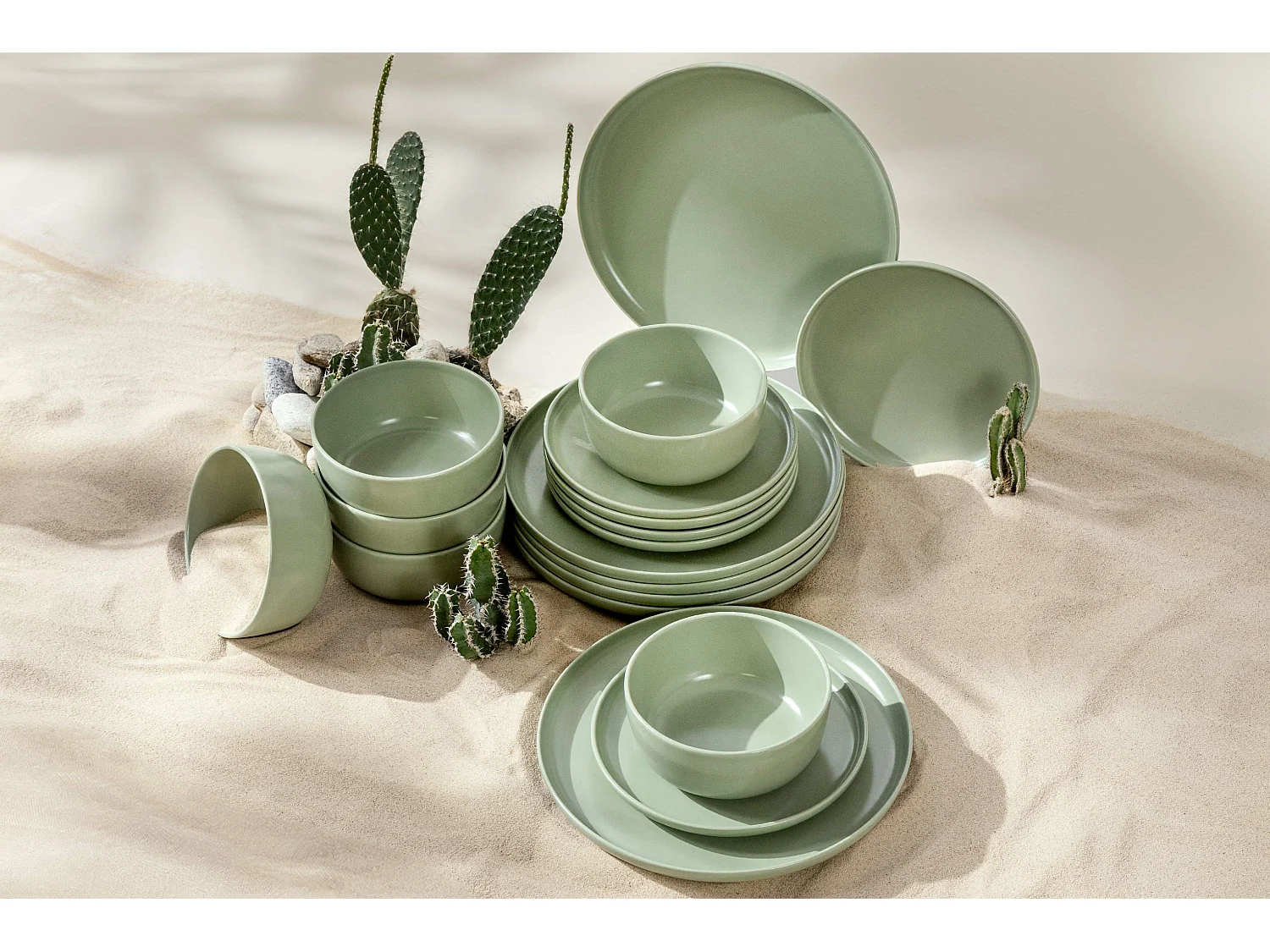 Tafelservice und Schüssel 18-tlg - Matt Pistazienfarben - VICTO