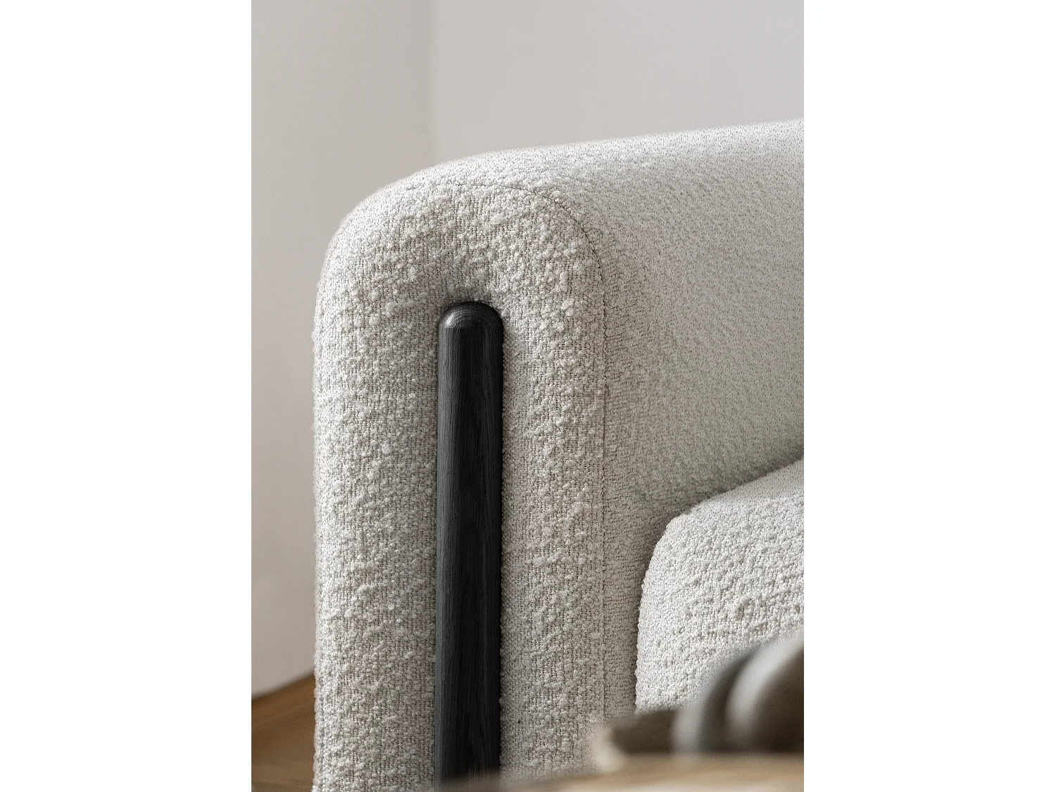 Moderne 4-zitsbank in lusstof en zwarte houten poten Dova 244 cm-Kleur Licht beige