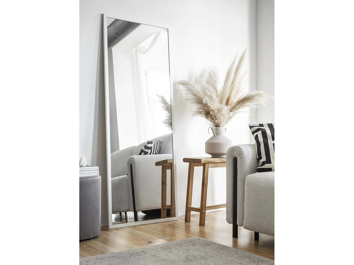 Canapé convertible en tissu bouclette DOVA - Pieds bois massif noir-Blanc