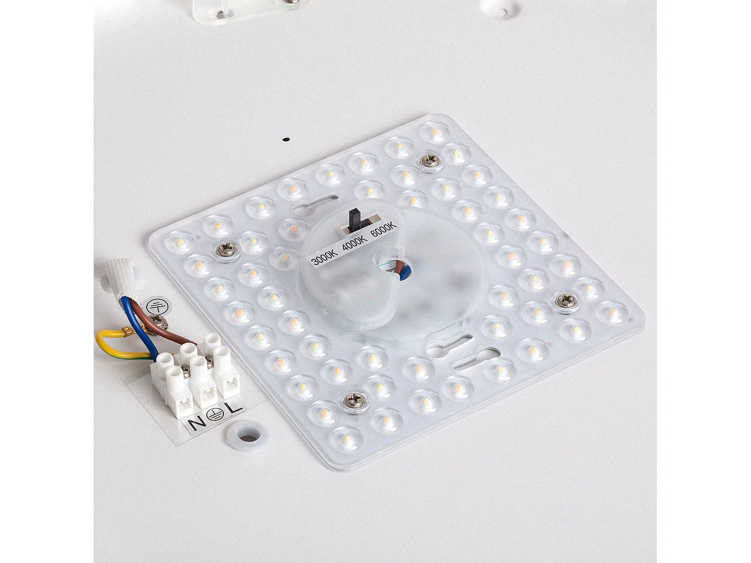 Applique da Parete LED 18W Metallo e Metacrilato CCT Selezionabile Camden M 2200K - 3000K - 4000K CCT