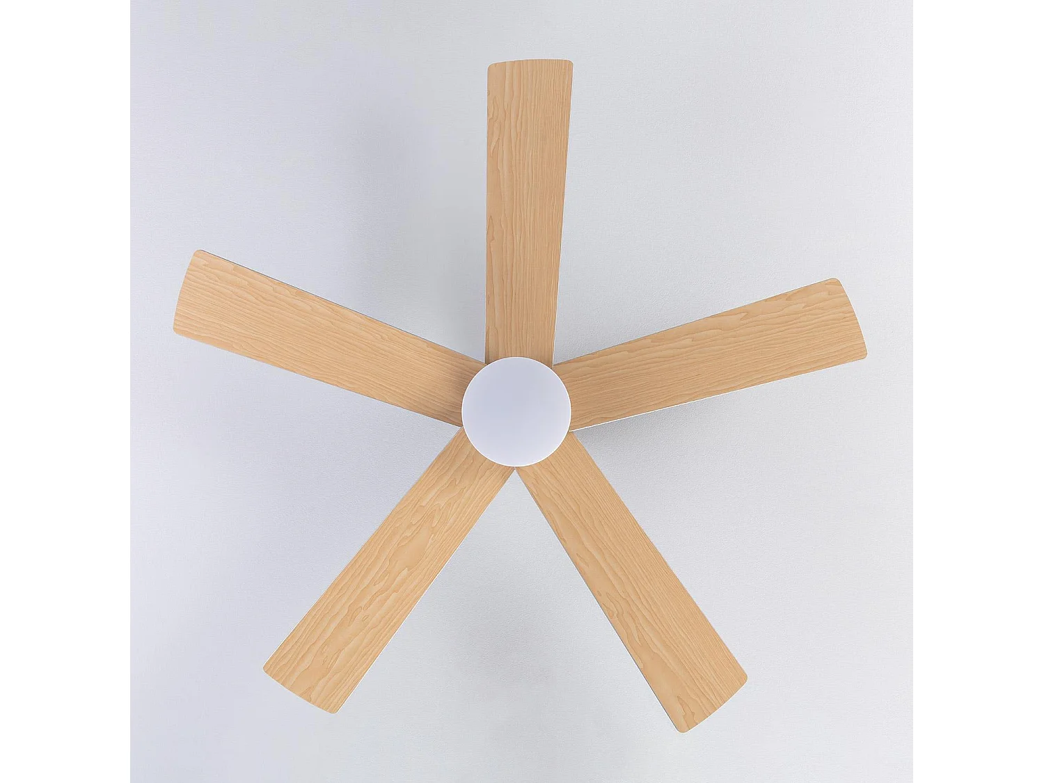 Ventilateur de Plafond Silencieux Flatiron 132 cm Moteur DC Argent  Sans lumière, Télécommande, Wifi: False