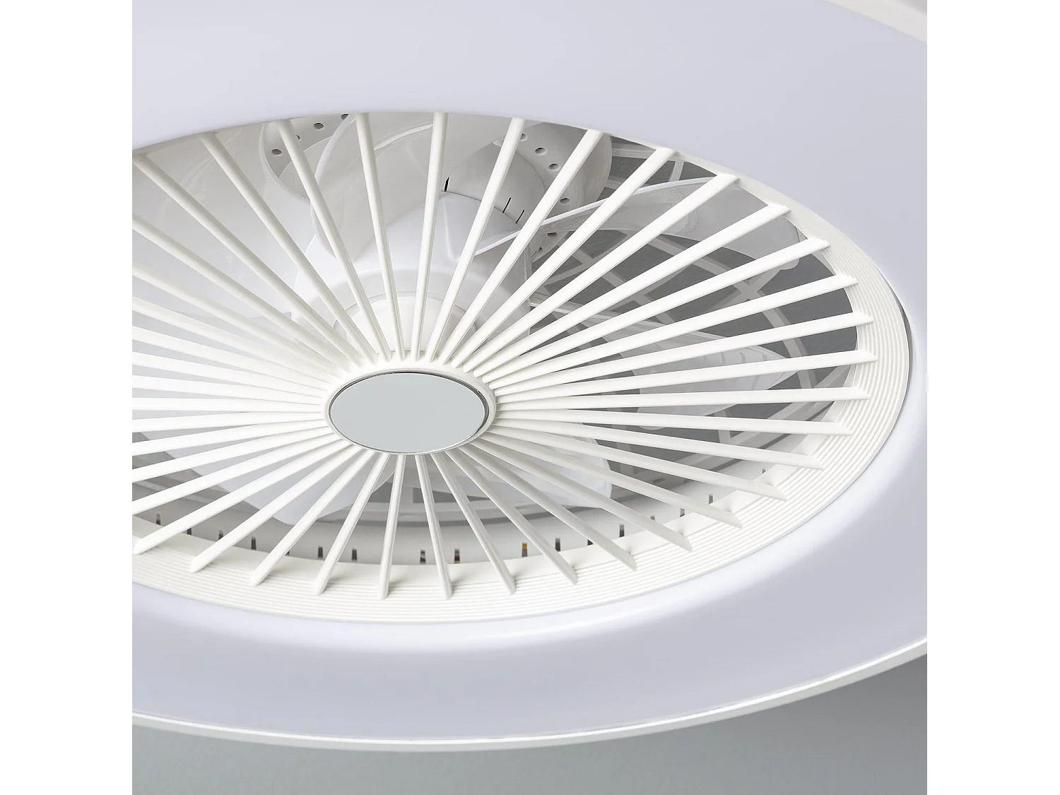 Ventilatore da Soffitto Silenzioso Dhalia Bianco 58cm Motore DC Bianco Selezionabile (Caldo-Naturale-Freddo) , Telecomando RF, Wifi:
