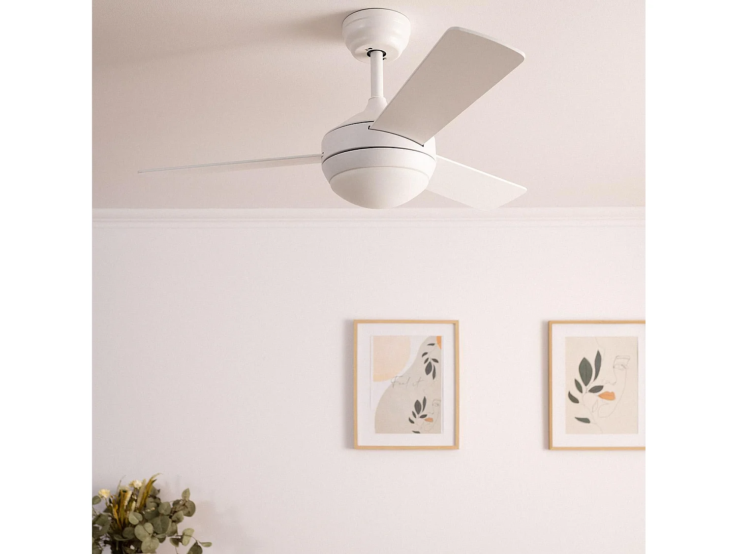 Ventilateur  Exterieur Silencieux Navy 107cm Moteur DC  Blanc  Avec lumière, Télécommande, Wifi: False