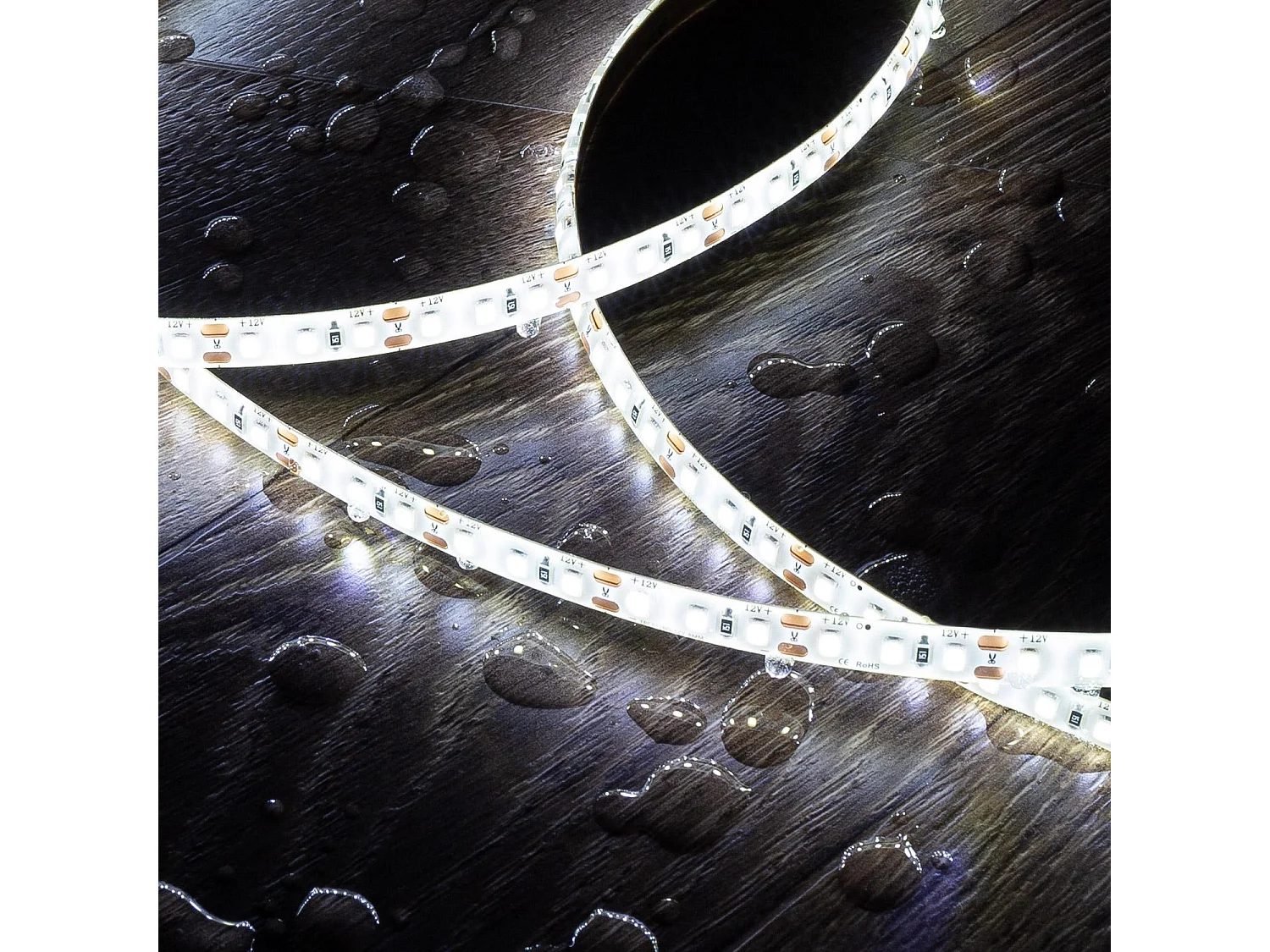 Ruban LED 12V SMD 120 LED/m 5m 10W/m 1000lm/m Largeur 8mm Coupe 2.5cm IP65 6000K Blanc froid