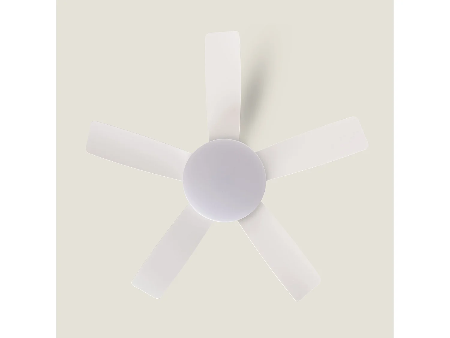 Ventilateur de Plafond Silencieux Patroclo Blanc 106cm Motor DC Blanc CCT Avec lumière, Télécommande, Wifi: False