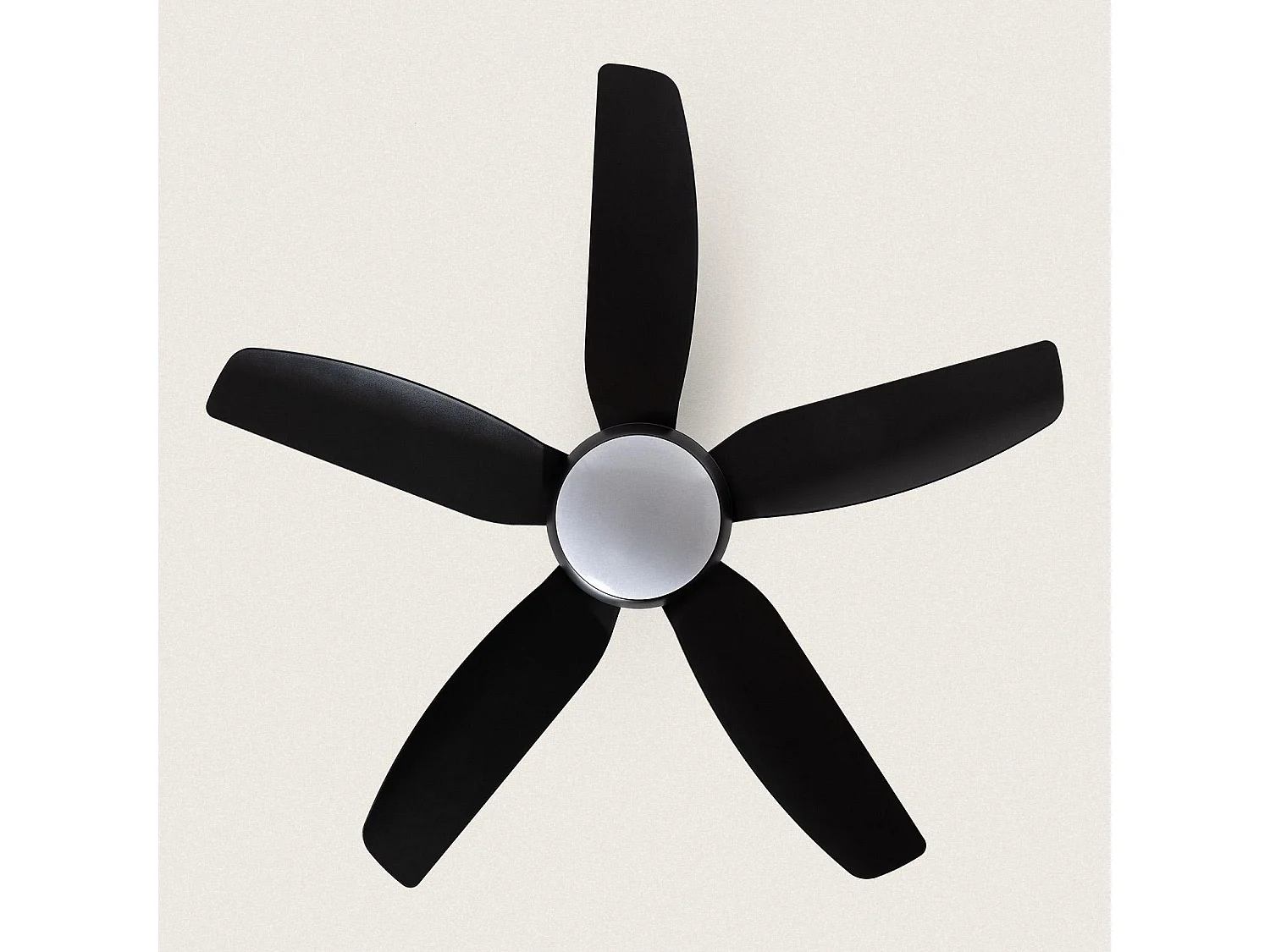 Ventilateur de Plafond Silencieux Dokós 122cm Motor DC Noir  Avec lumière, Contrôleur mural + télécommande, Wifi: True