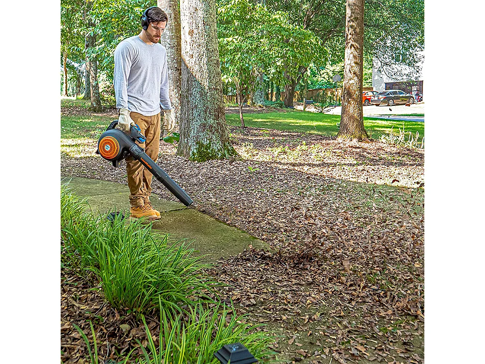 Souffleur thermique 26CC avec démarrage électrique - 325km/H - Lawnmaster