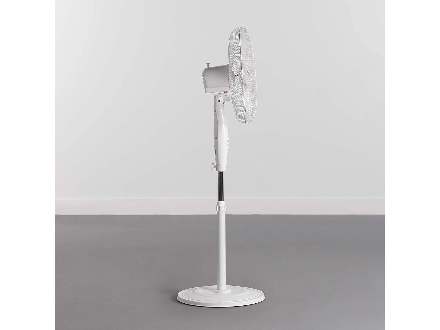 Ventilatore a Piantana 16" 40cm 40W 3 Velocità White Comfort Bianco Raydan Home