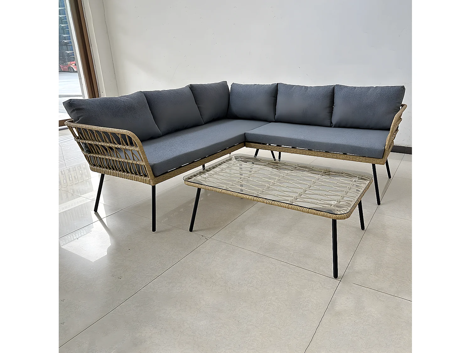 Salon de Jardin Canapé d'Angle, Table Basse - Marron, Coussins Gris