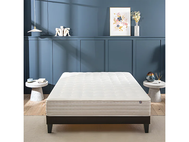 Matelas mousse à mémoire de forme 180x200 ep 24cm le flatteur